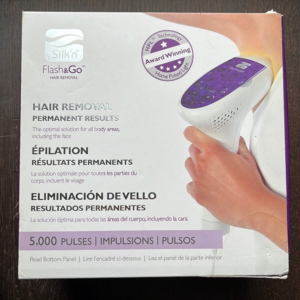 NWT (New in Box) SILKN HAIR REMOVAL DEVICE - flash & go